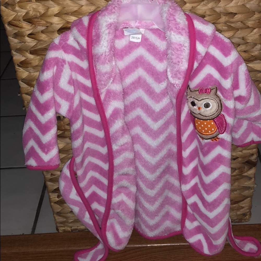 Chevron owl baby robe
